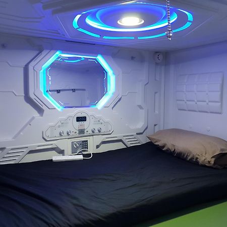 Abbotsford Private Rooms & Pods - 15 Charles Homestay 멜번 외부 사진