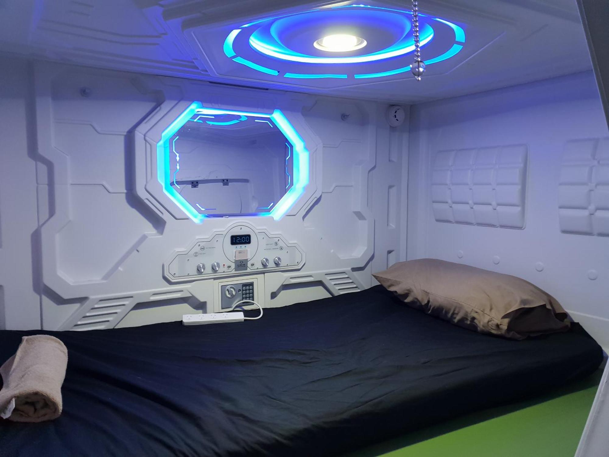 Abbotsford Private Rooms & Pods - 15 Charles Homestay 멜번 외부 사진